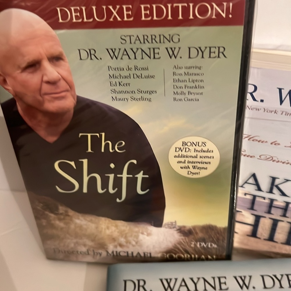Dr. Wayne W. Dyer 2 Sets. - Picture 3 of 9